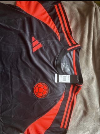 Camiseta Adidas Fútbol Negra y Naranja