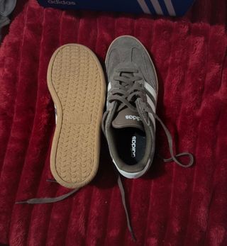 Tenis Adidas Marrones Sin Usar