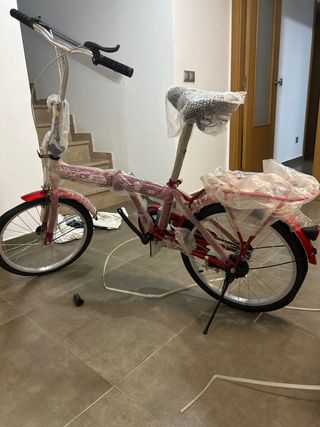 Bicicleta Plegable Roja. Nueva din estrenar