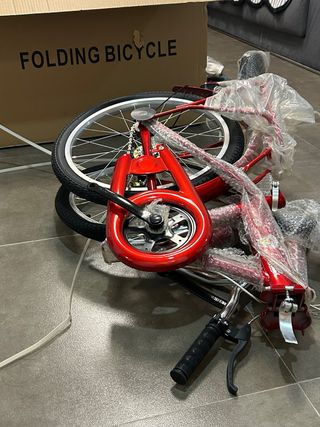 Bicicleta Plegable Roja. Nueva din estrenar