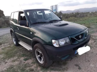 Nissan Terrano II 2000