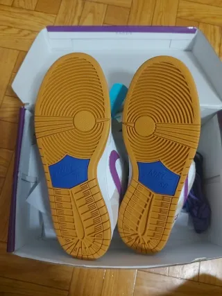 Nike SB Dunk Low Rayssa Leal Beige Morado