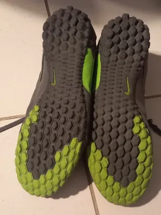 Scarpini calcio Nike grigio/verde