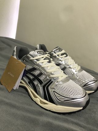 Asics Gel Kayano 14 Plata/Blanco