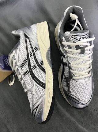 Asics Gel Kayano 14 Plata/Blanco