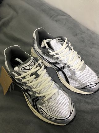 Asics Gel Kayano 14 Plata/Blanco