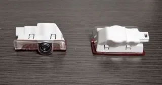 MERCEDES BENZ LUZ CORTESÍA LOGO MERCEDES 2 unids