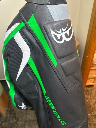 Chaqueta Berik Race Dep 2.0 Talla 52 Cuero