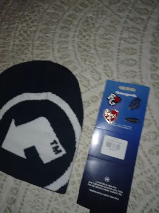 Gorro Fakegods Negro y Blanco