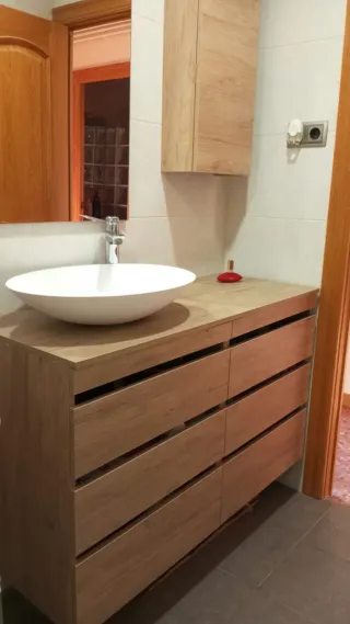 Lavamanos de porcelana blanco