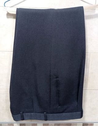 Traje de hombre gris