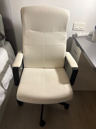 Silla de escritorio piel blanca