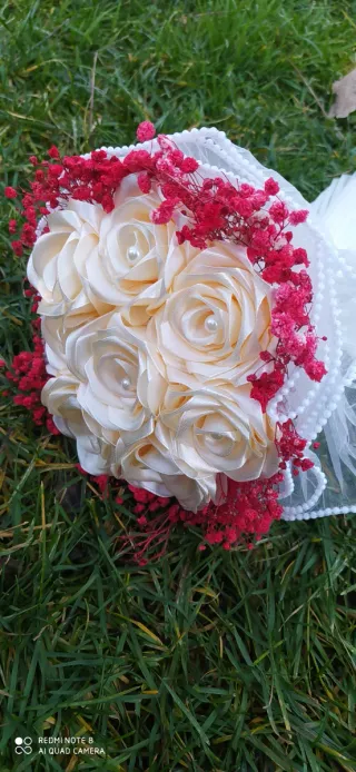 Ramo de Novia Flores Blancas y Rojas