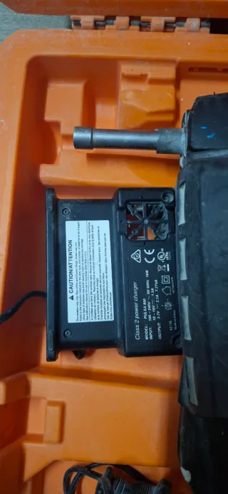 Pistola Clavos Spit P800