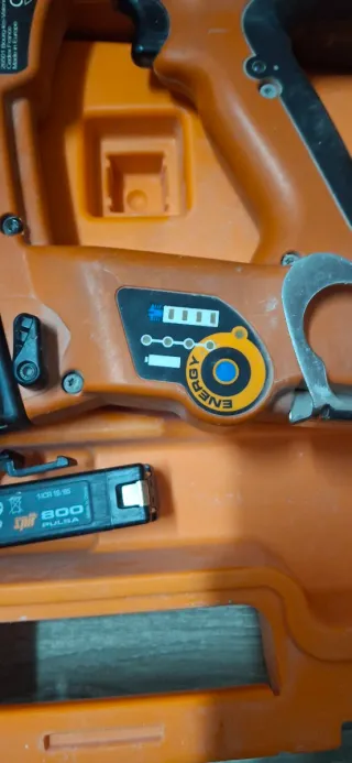 Pistola Clavos Spit P800