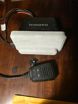 Emisora VHF Garmin 115i