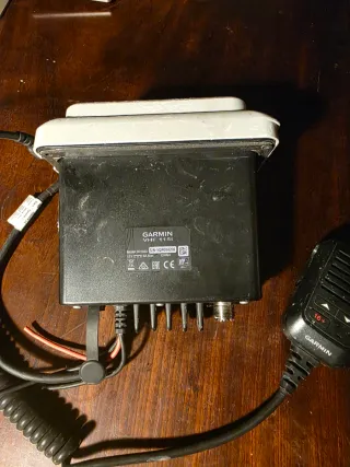 Emisora VHF Garmin 115i