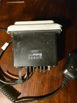 Emisora VHF Garmin 115i