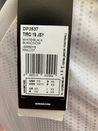 Camiseta Adidas Blanca Deportiva