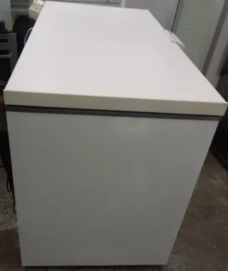 Congelador Zanussi Super grande por 230€!