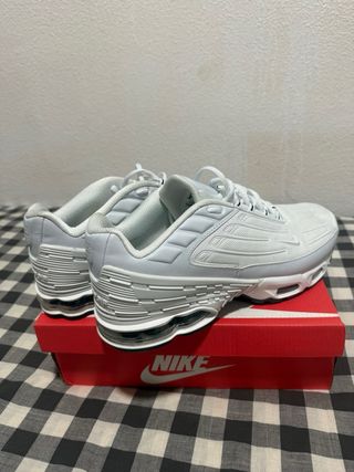 Nike TN Plus Blancas Talla 45