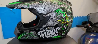 Casco de moto off-road