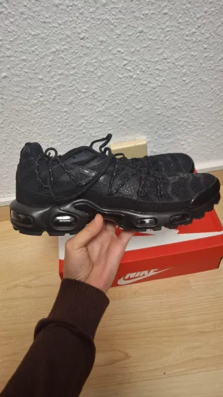 Nike Air Max Plus Negras