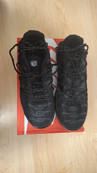 Nike Air Max Plus Negras