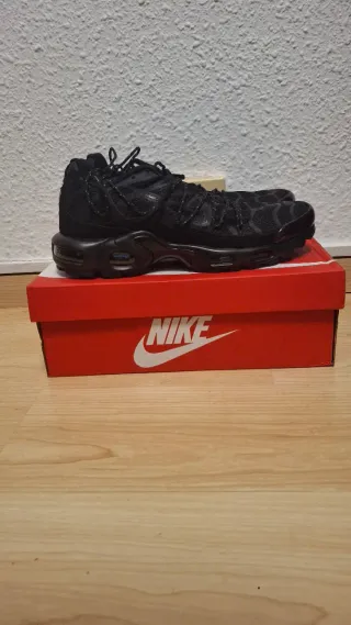Nike Air Max Plus Negras