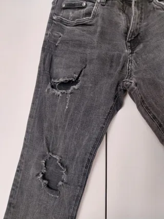 Tejanos negros Pull&Bear rotos
