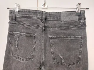 Tejanos negros Pull&Bear rotos