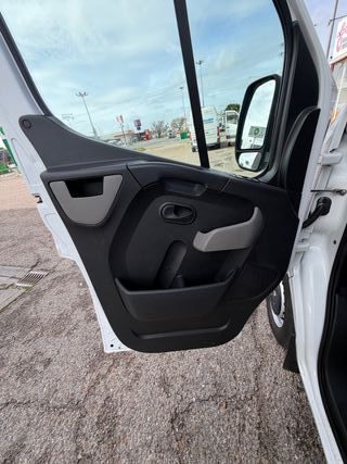 Renault Master ¡!Rampa Minusvalido¡! Combi9 145Cv