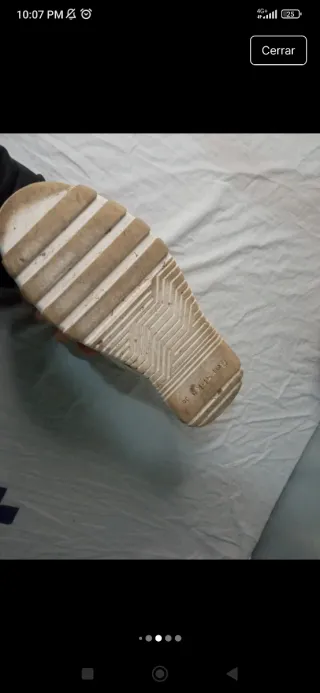 Tenis Blancos con Diseño Anime Rosa