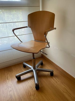 Silla EGOA Fresno Natural con Ruedas