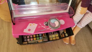 Nancy Accesorios Maquilladora