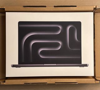 MacBook Pro 14 M3 Max 64GB 2TB Precintado Garantía