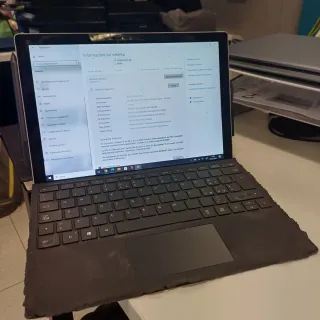Microsoft Surface Pro 4 i7 16GB 512GB SSD