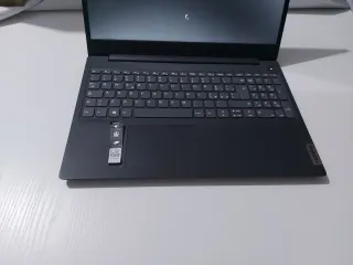 Lenovo Notebook Nero + Mouse + Alimentatore