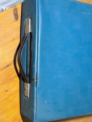 Máquina de escribir Olivetti antigua