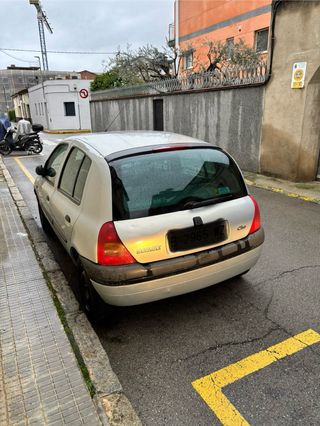 Renault Clio 2000
