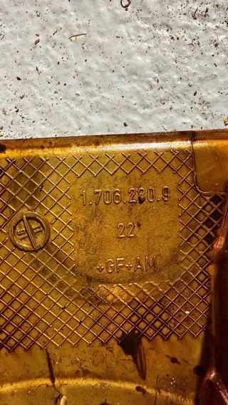 Tapa distribución BMW M54B22