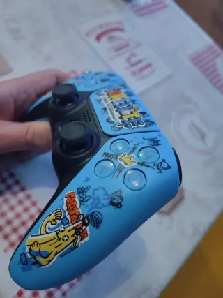 Mando PS5 Fortnite AVERIADO