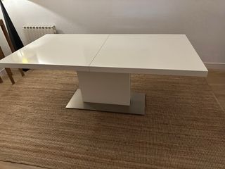Mesa de comedor blanca BoConcept