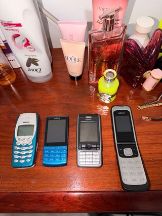 Lote 4 Móviles Vintage Nokia