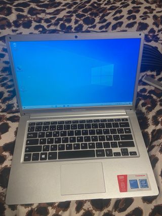 Ordenador Thomson Neo Plata