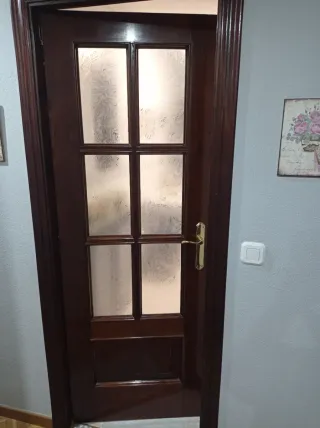 8 Puertas de Nogal Marrón Oscuro