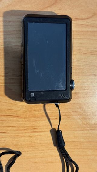 Cámara Samsung Táctil Negra y Plateada