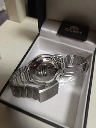 Reloj Automático Orient granate y Plateado