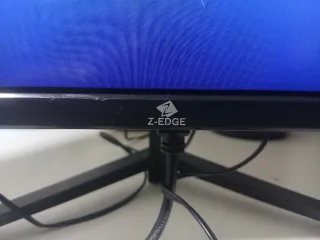 Monitor Z-EDGE Negro