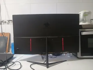 Monitor Z-EDGE Negro